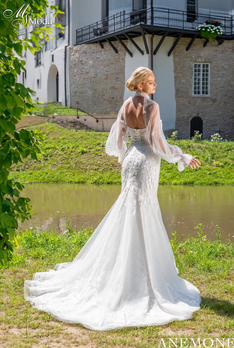 Suknia slubna ANEMONE - 2025