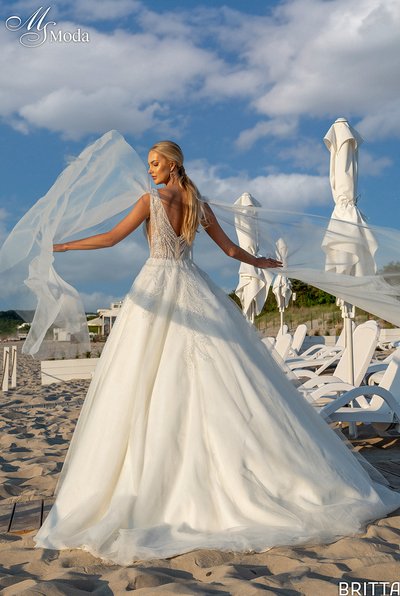 Suknia slubna BRITTA - 2024