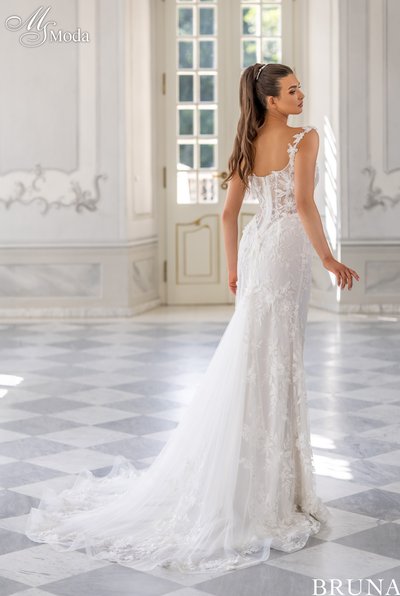 Suknia slubna BRUNA - 2025