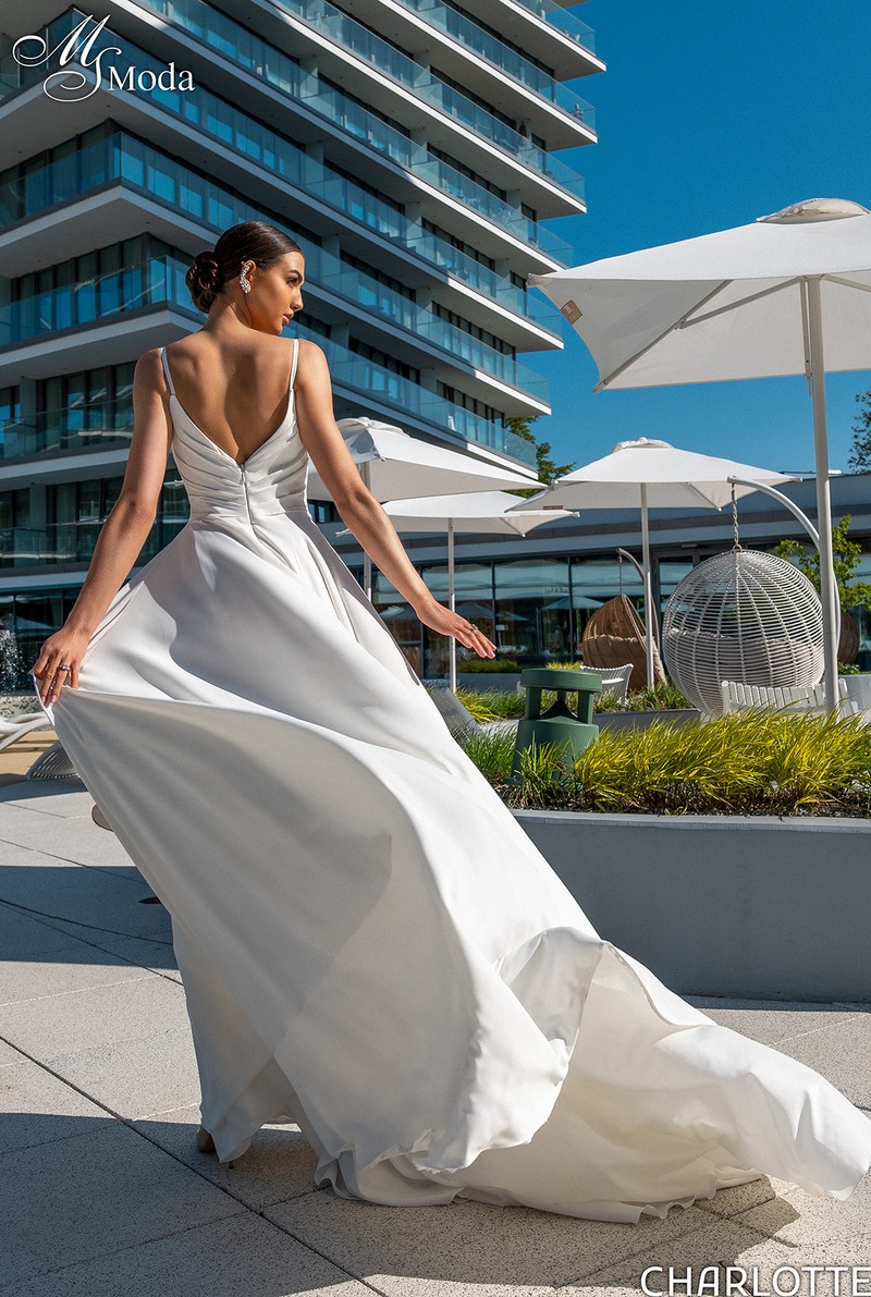 Suknia slubna CHARLOTTE - 2024