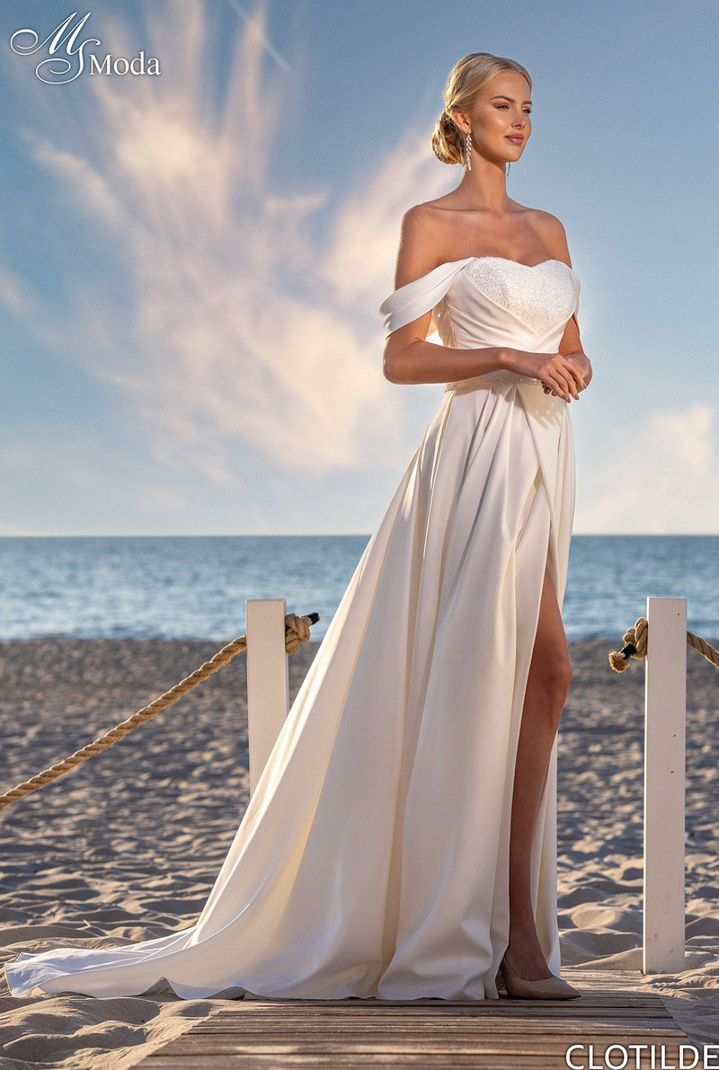Suknia slubna CLOTILDE - 2024