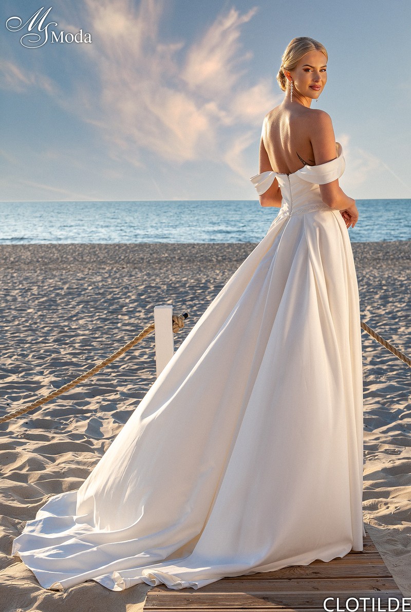 Suknia slubna CLOTILDE - 2024