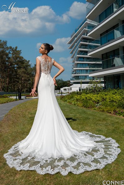 Suknia slubna CONNIE - 2024
