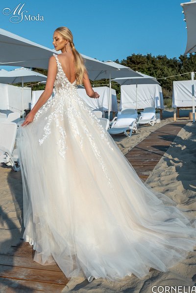 Suknia slubna CORNELIA - 2024