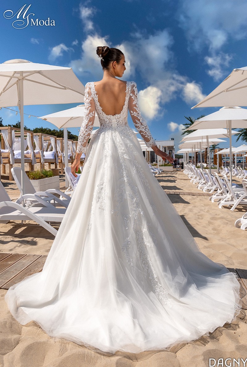Suknia slubna DAGNY - 2024