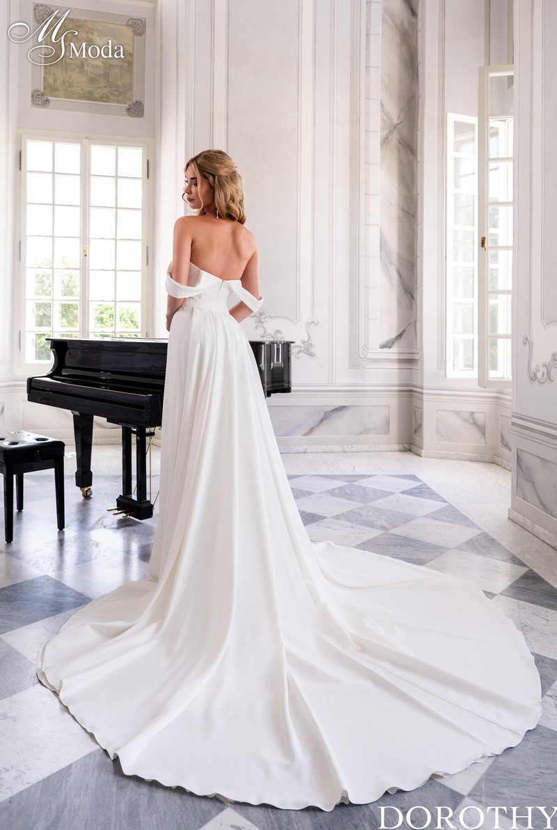 Suknia slubna DOROTHY - 2025