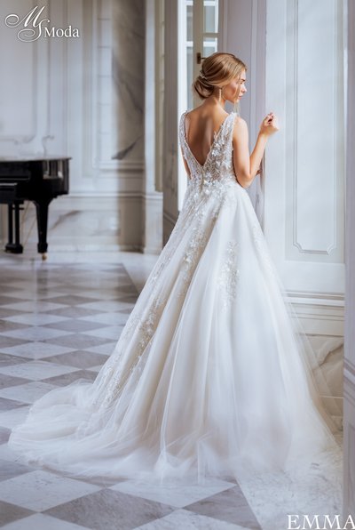 Suknia slubna EMMA - 2025