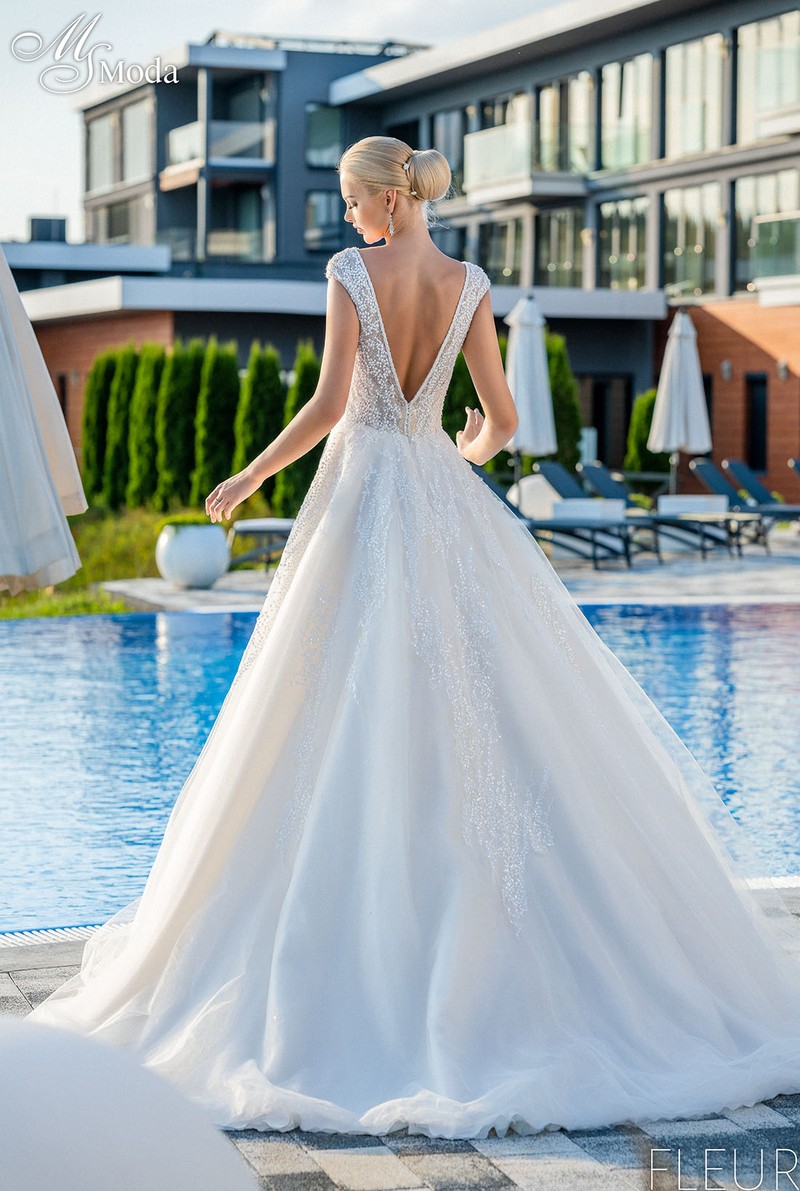 Suknia slubna FLEUR - 2023