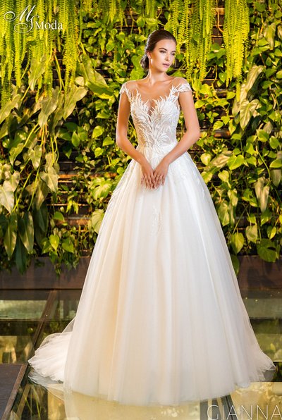 Suknia slubna GIANNA - 2023