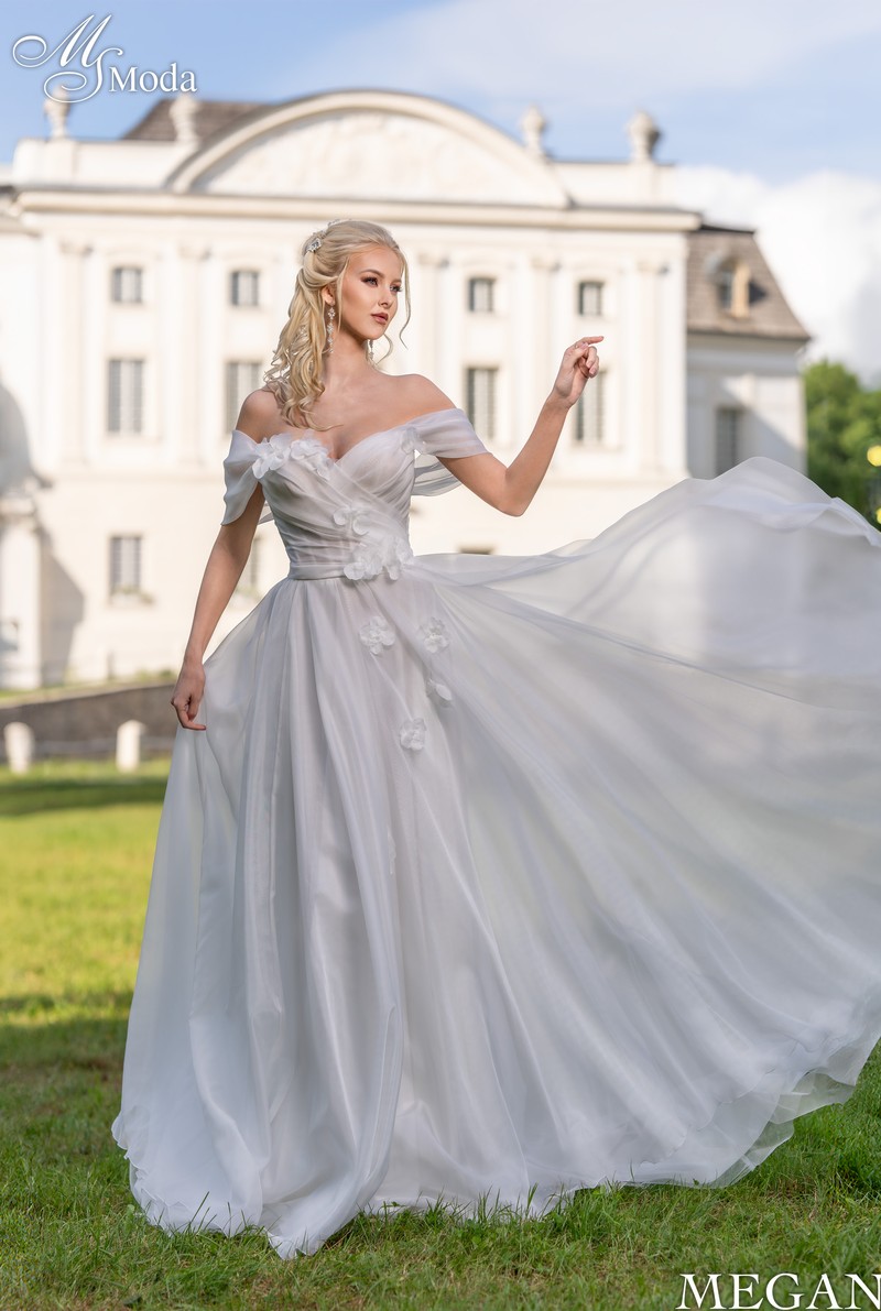 Suknia slubna MEGAN - 2025