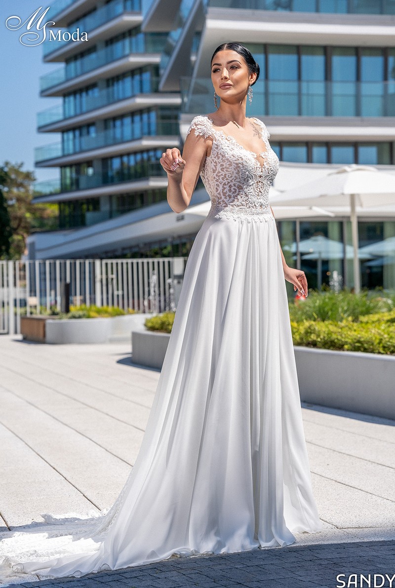 Suknia slubna SANDY - 2024