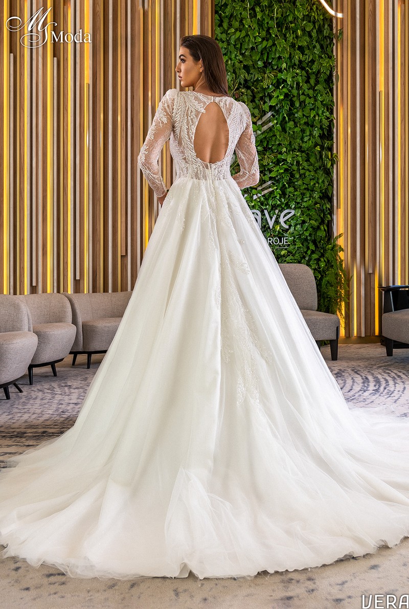 Suknia slubna VERA - 2024