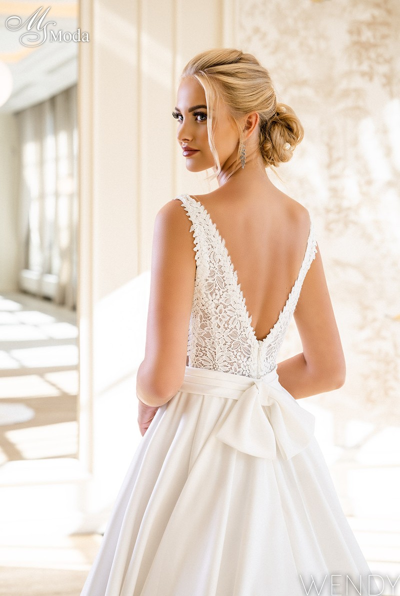 Suknia slubna WENDY - 2023