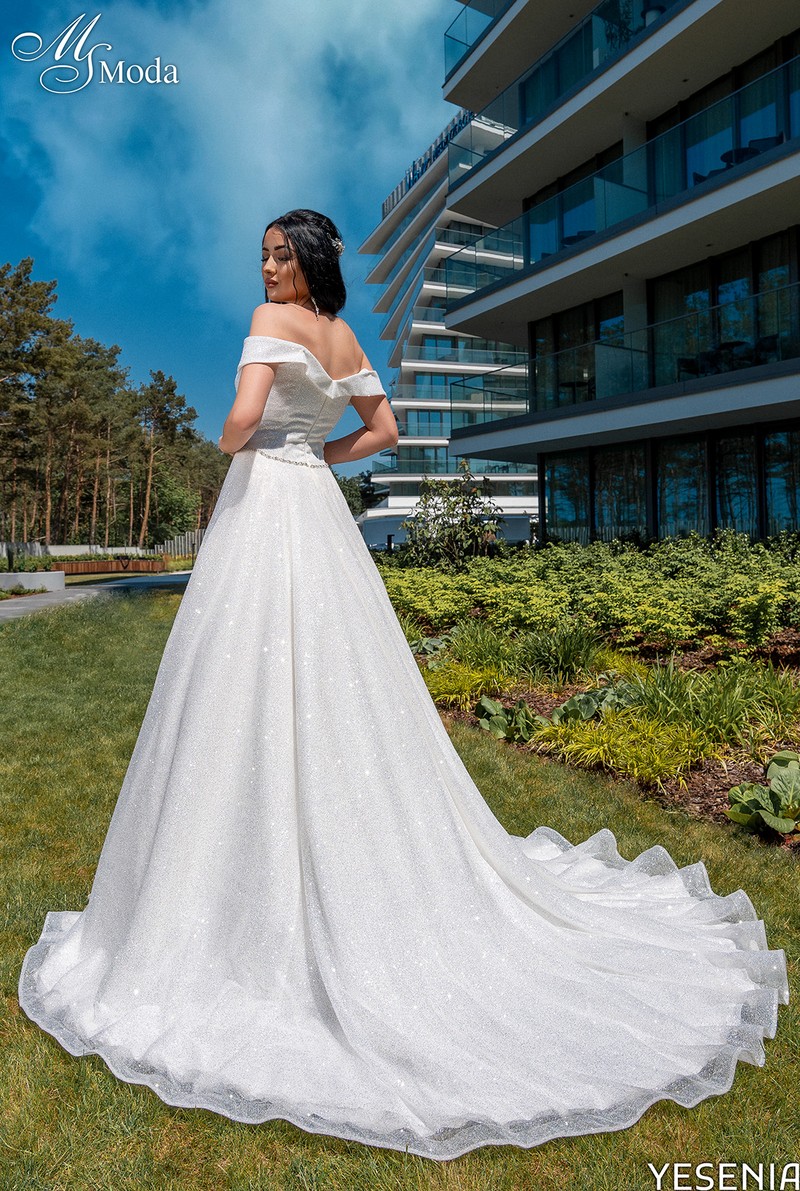 Suknia slubna YESENIA - 2024